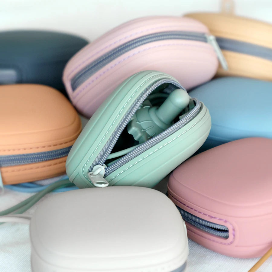 Baby Pacifier Holder Zipper Pacifier Box Baby